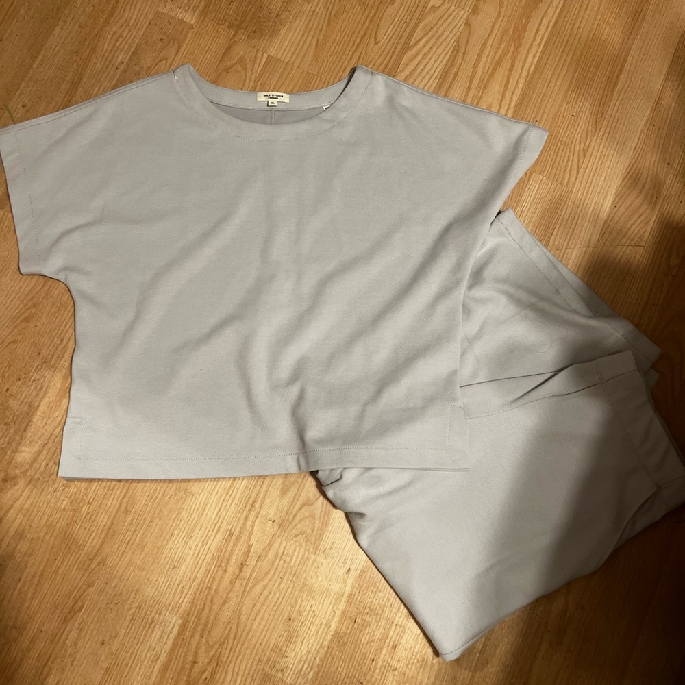 Max Studio Light Gray Sweat set